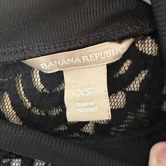 Banana Republic Women's Top XS Black Semi Sheer Lace Whimsygoth Seductive Moody - Picture 5 of 8